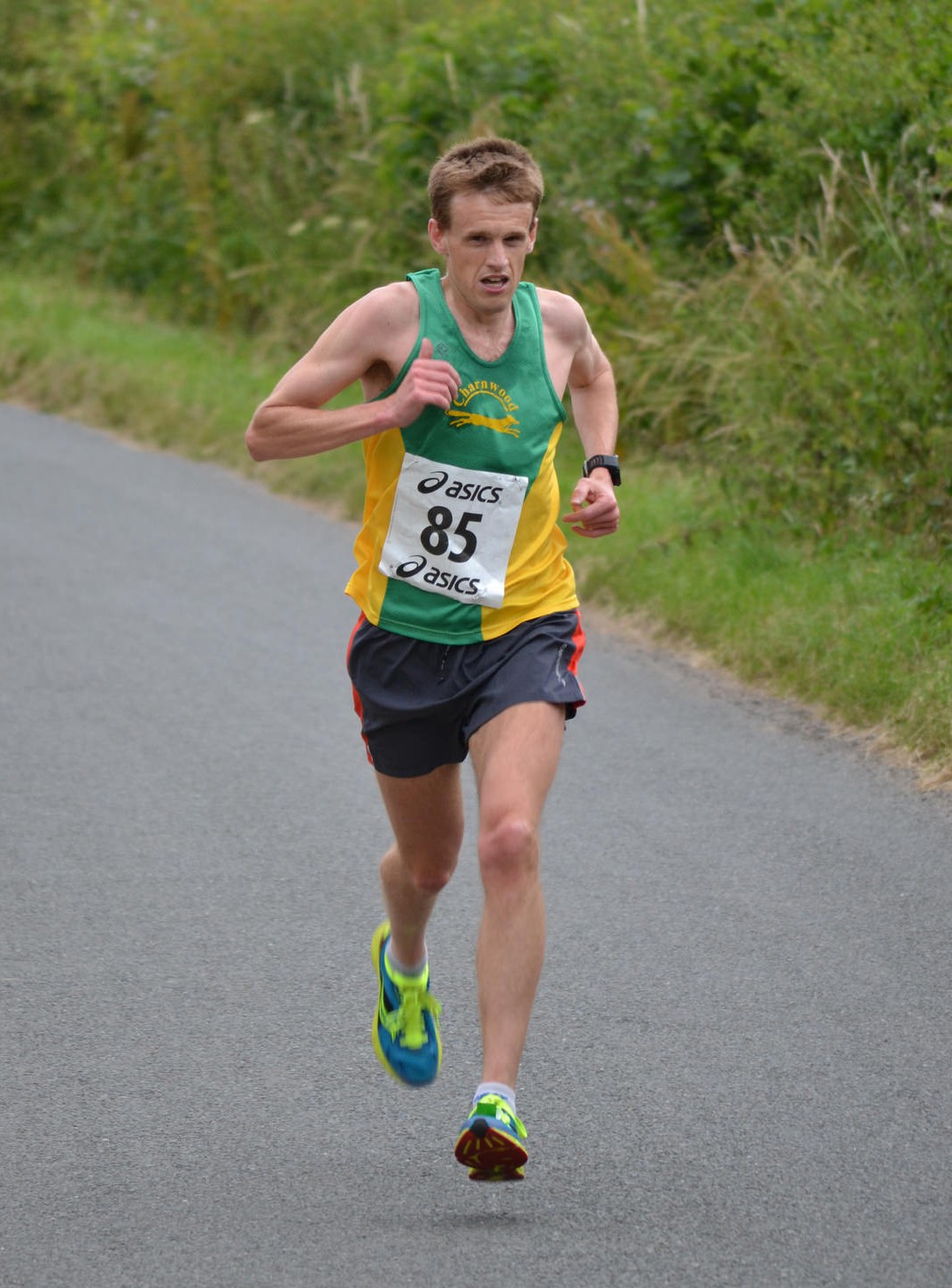 Mark Couldwell of Charnwood AC won the 2015 Timberhonger 10k in a time of 33'24"